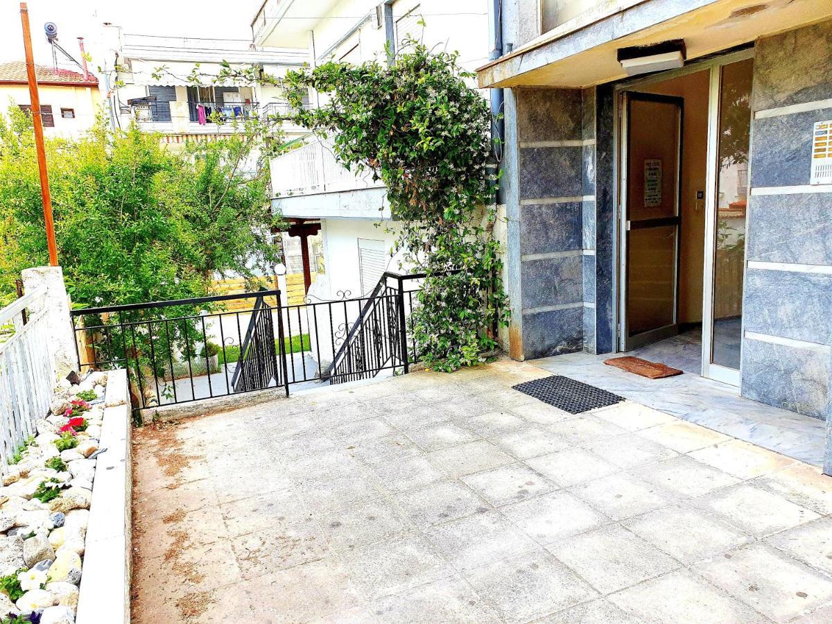 Cozy & Cool Apartment N1 30M From Sea Nea Kallikrateia Extérieur photo