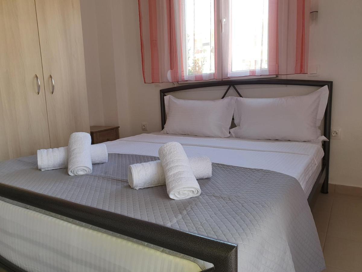 Cozy & Cool Apartment N1 30M From Sea Nea Kallikrateia Extérieur photo